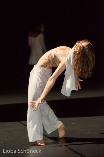 Rasender Stillstand | Tanztheater Braunschweig | HPI 26.10.2015