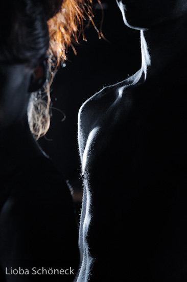 blackOUT | Tanztheater München | Progr. Heft B(R)achland/Schwarz | 28.09.2011