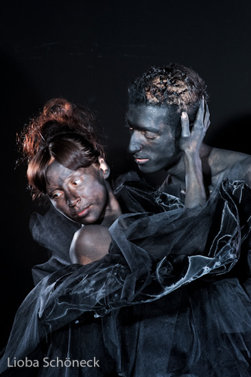 blackOUT | Tanztheater München | Progr. Heft B(R)achland/Schwarz | 28.09.2011