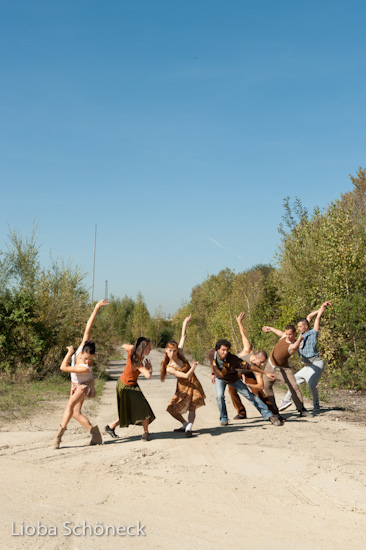 blackOUT | Tanztheater München | Progr. Heft B(R)achland | 30.09.2011