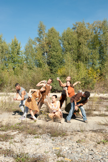 blackOUT | Tanztheater München | Progr. Heft B(R)achland | 30.09.2011