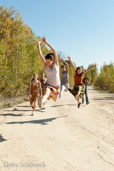 blackOUT | Tanztheater München | Progr. Heft B(R)achland | 30.09.2011