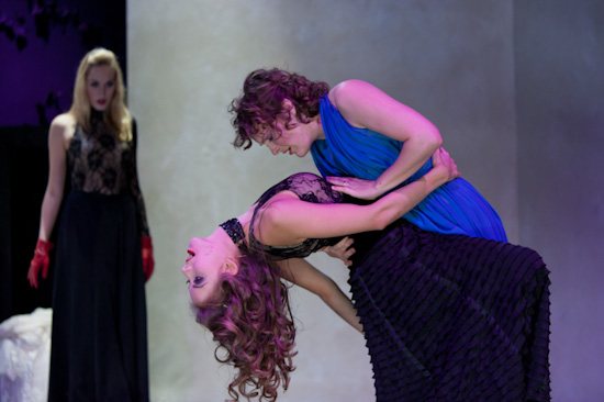 Dracula | Bayerische Theaterakademie | KHI 11.01.2013
