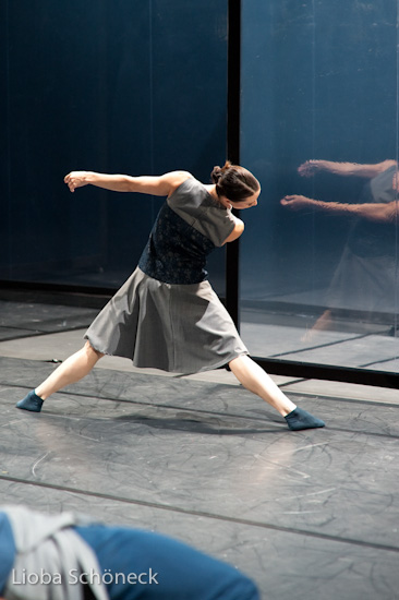 Körpersprachen III | Tanztheater München | HPII 07.07.2010