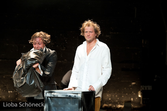 Leonce und Lena | Münchner Volkstheater | GP 30.10.2009