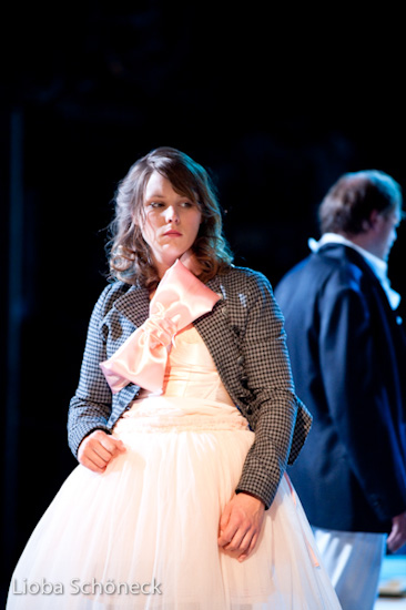 Leonce und Lena | Münchner Volkstheater | GP 30.10.2009