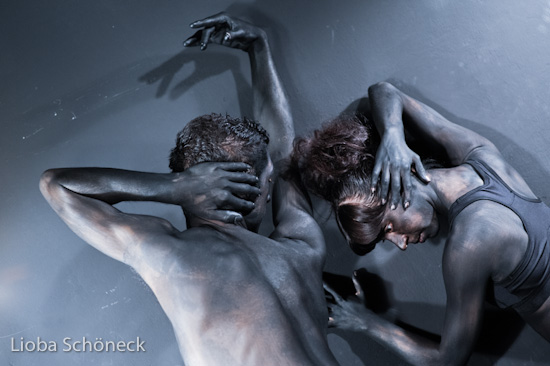 blackOUT | Tanztheater München | Progr. Heft B(R)achland/Schwarz | 28.09.2011