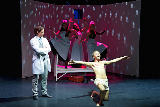 Dracula | Bayerische Theaterakademie | KHI 11.01.2013